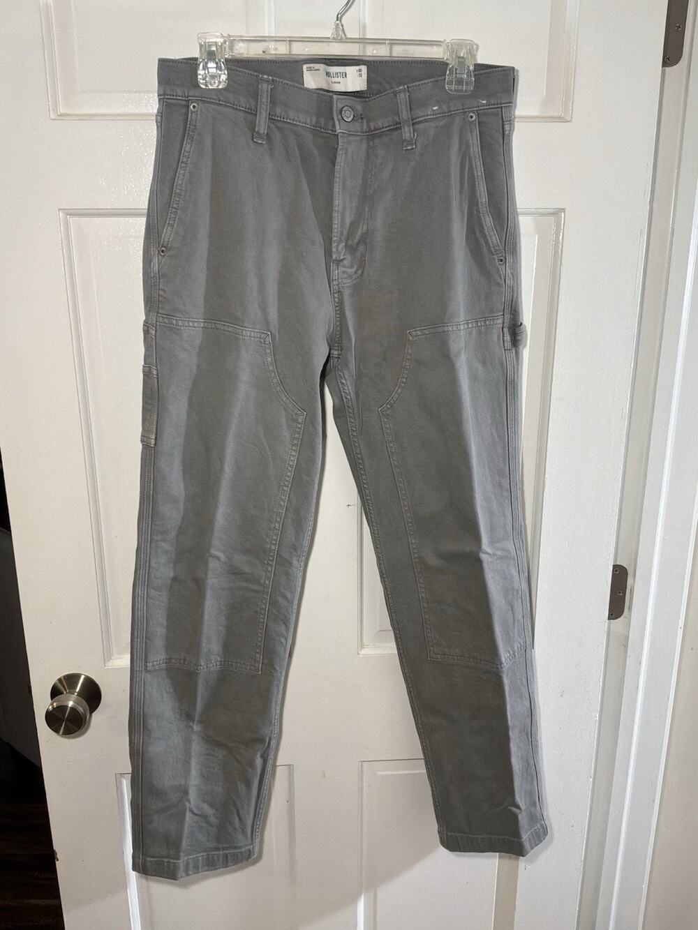 Hollister Men’s 30X32 Gray Loose Fit Cargo Utility Pants